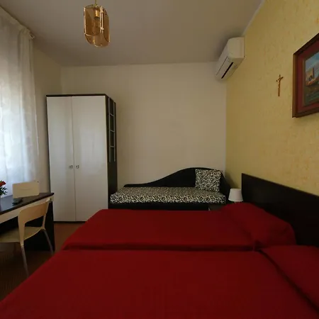 Lauda فندق مبيت وإفطار ريميني