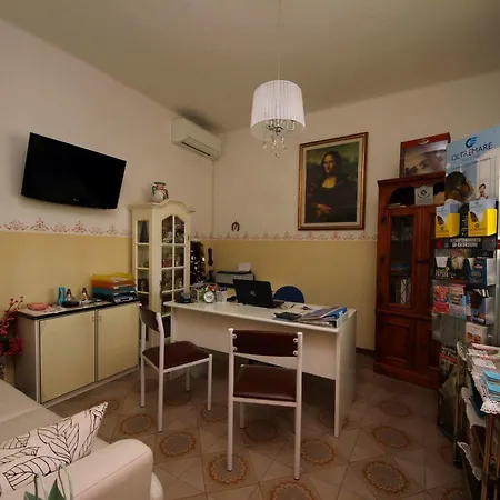 Lauda فندق مبيت وإفطار