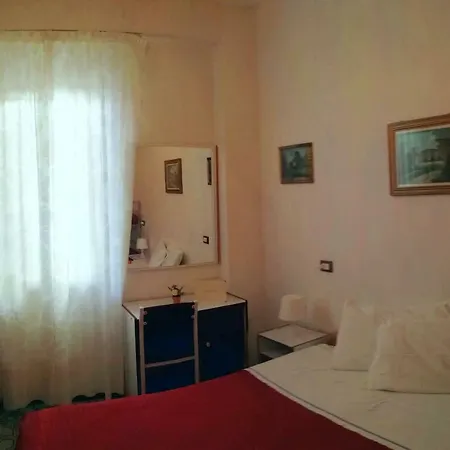 Lauda فندق مبيت وإفطار ريميني