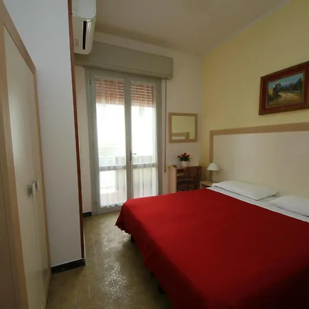 Lauda Panzió Rimini
